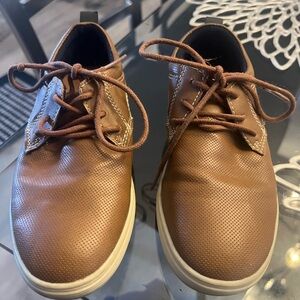 Steve Madden boys Tan Leather Oxfords